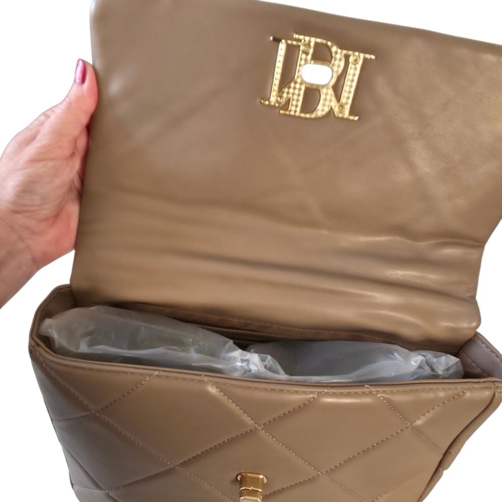 Badgley Mischka Messnger Crossbody Handbag WITH Cardholder - Picture 9 of 16